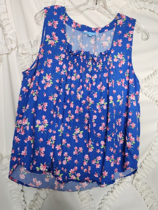 Draper James Tops - Draper James Blue Floral Sleeveless Top Sz XL